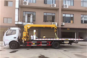 钟山附近汽车轮胎更换